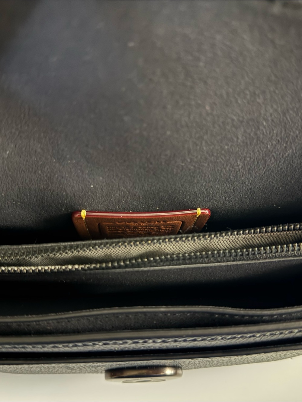 Coach Tabby Shoulder Bag 20 - Picture 6 of 12
